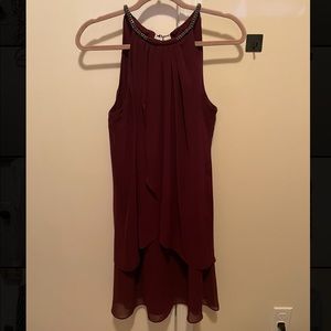 Dress with neck detail